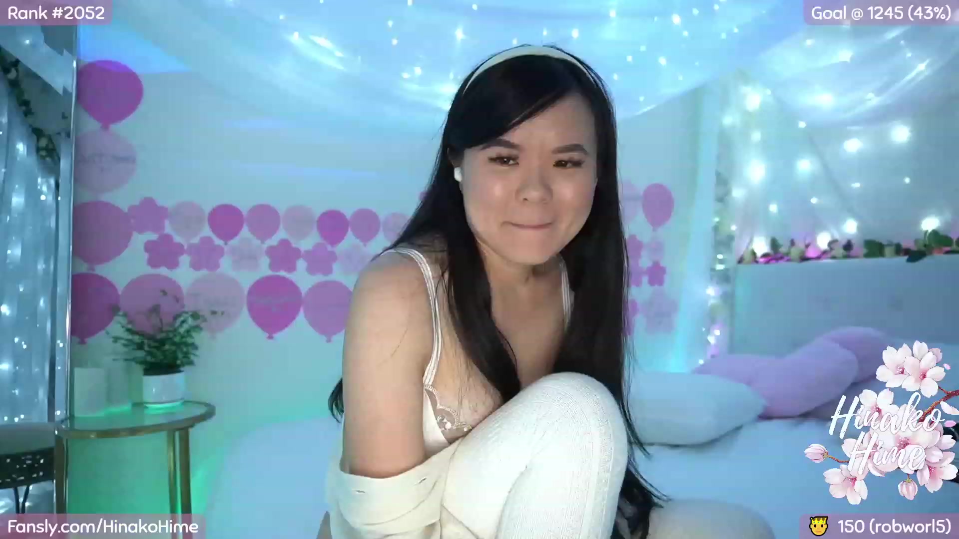 Gallery image thumbnail from HinakoHime's myfreecams stream on, 08/09/2023, 07:08 image 17 of 20