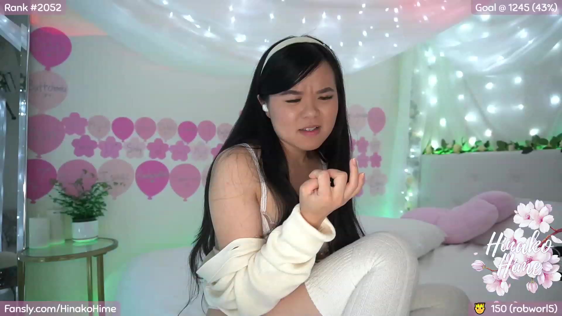 Gallery image thumbnail from HinakoHime's myfreecams stream on, 08/09/2023, 07:08 image 16 of 20