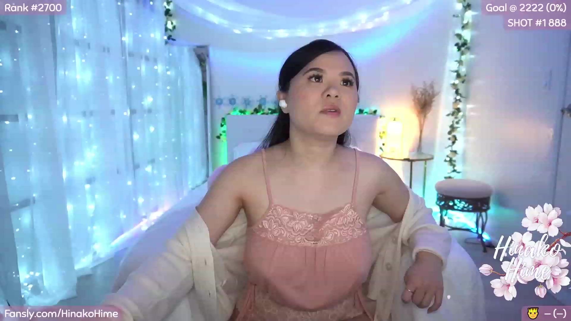 Gallery image thumbnail from HinakoHime's myfreecams stream on, 12/22/2023, 03:35 image 12 of 20