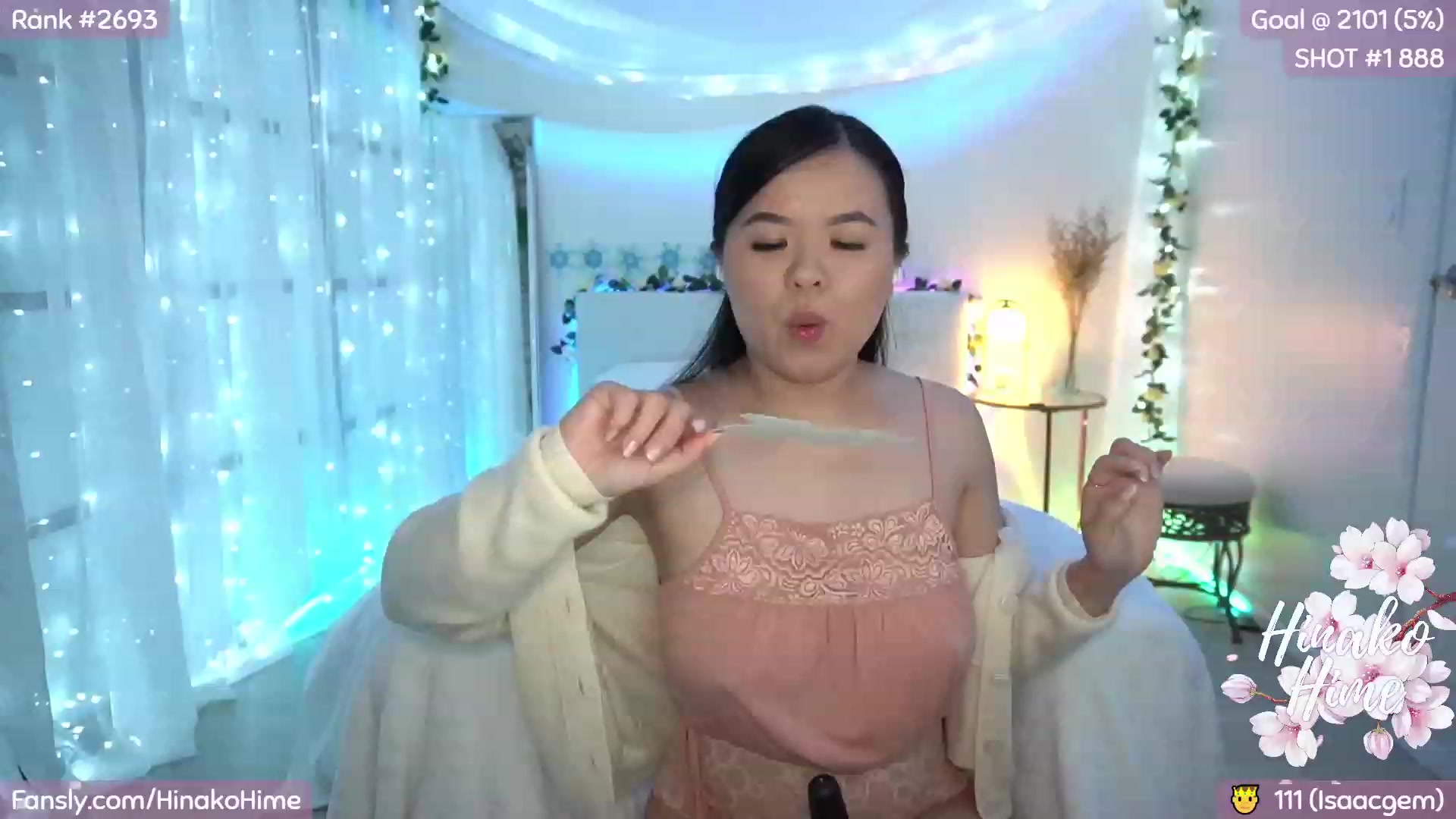 Gallery image thumbnail from HinakoHime's myfreecams stream on, 12/22/2023, 03:35 image 17 of 20