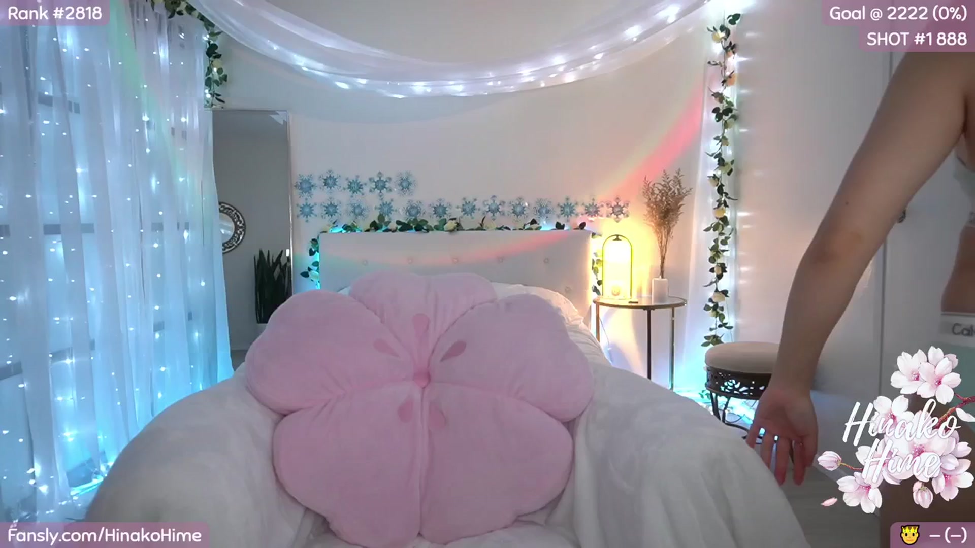 Gallery image thumbnail from HinakoHime's myfreecams stream on, 01/25/2024, 06:09 image 13 of 20