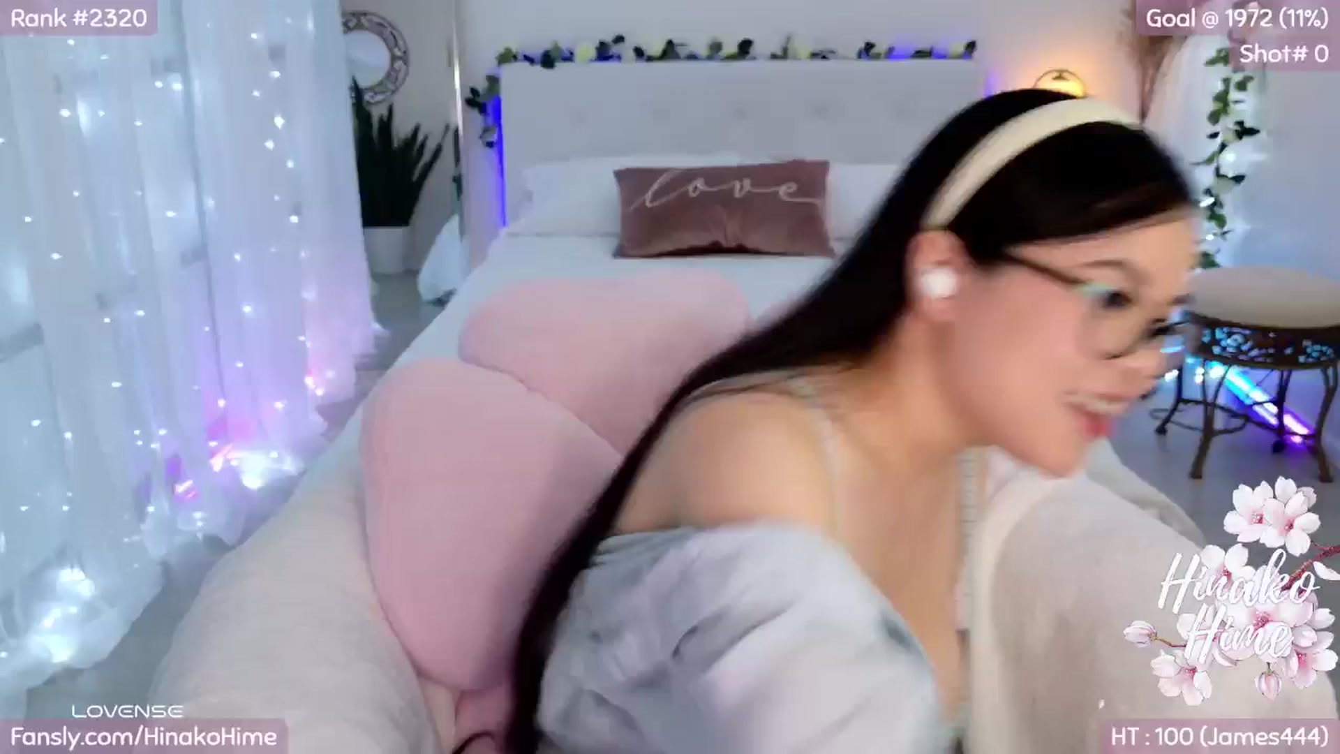 Gallery image thumbnail from HinakoHime's myfreecams stream on, 10/02/2024, 07:02 image 5 of 20