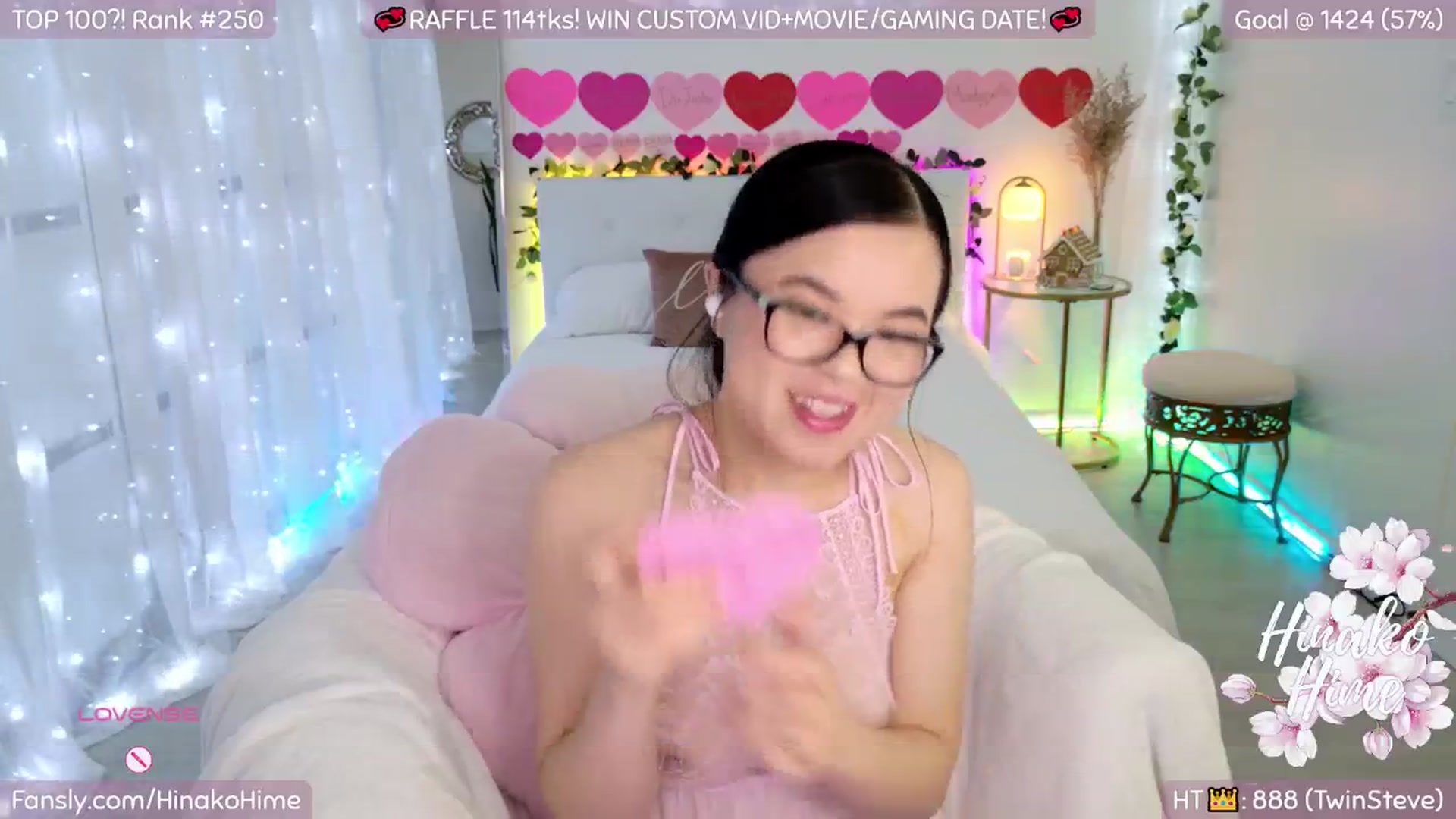 Gallery image thumbnail from HinakoHime's myfreecams stream on, 02/11/2025, 06:29 image 15 of 20