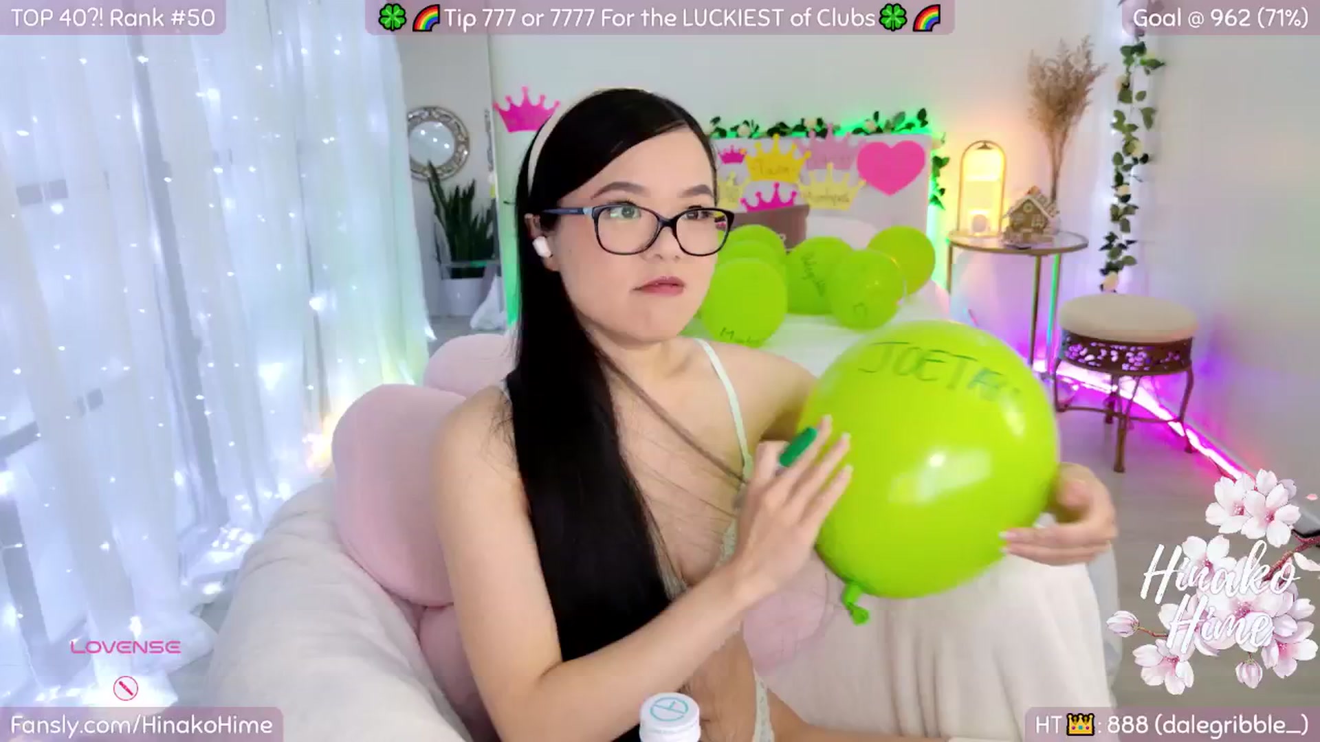 Gallery image thumbnail from HinakoHime's myfreecams stream on, 03/27/2025, 06:53 image 4 of 20