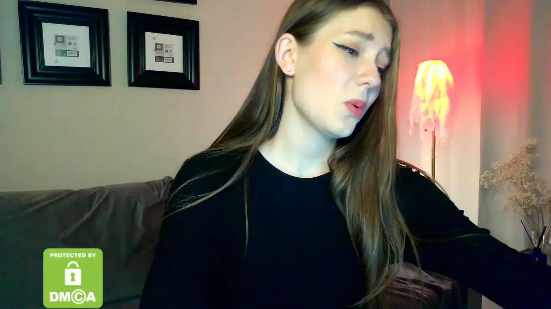 Gallery image thumbnail from HinataHot's myfreecams stream on, 12/10/2022, 20:24 image 19 of 20