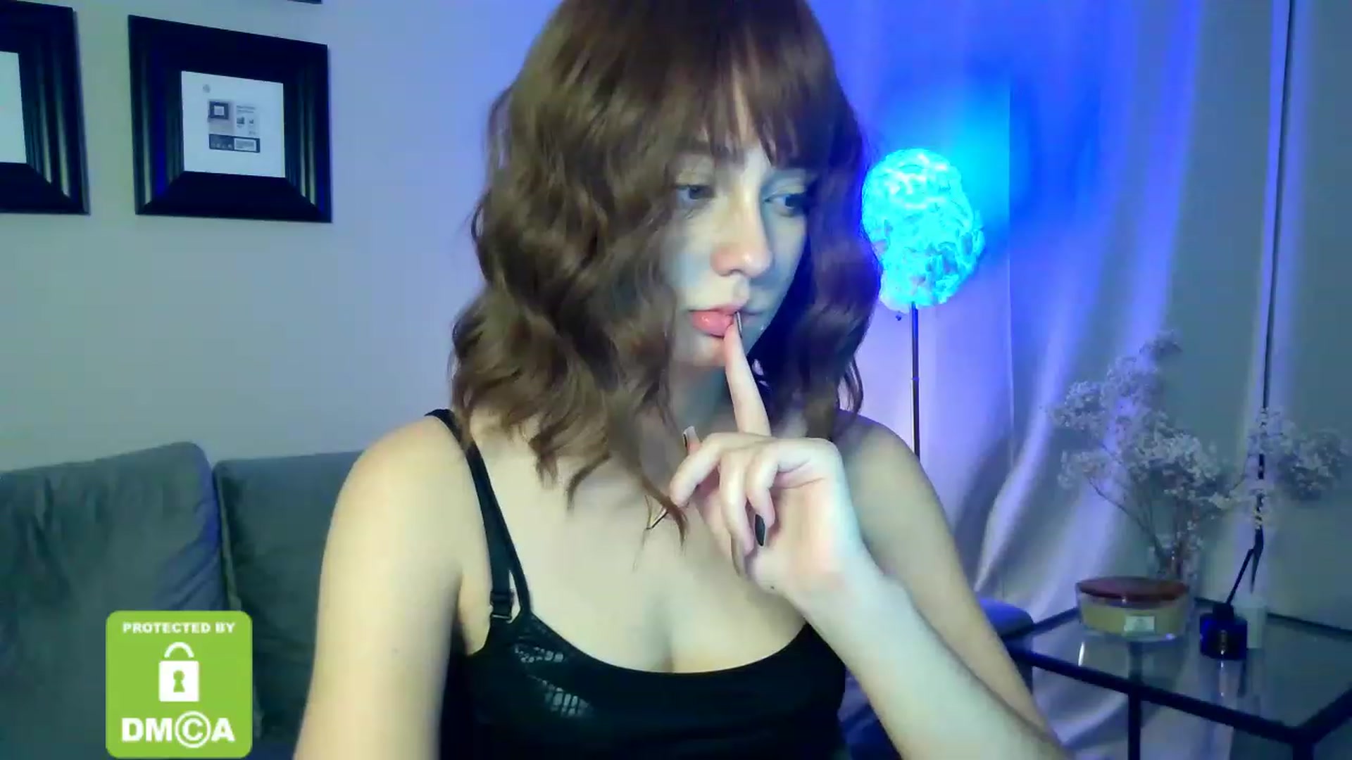Gallery image thumbnail from HinataHot's myfreecams stream on, 12/19/2022, 21:32 image 15 of 20