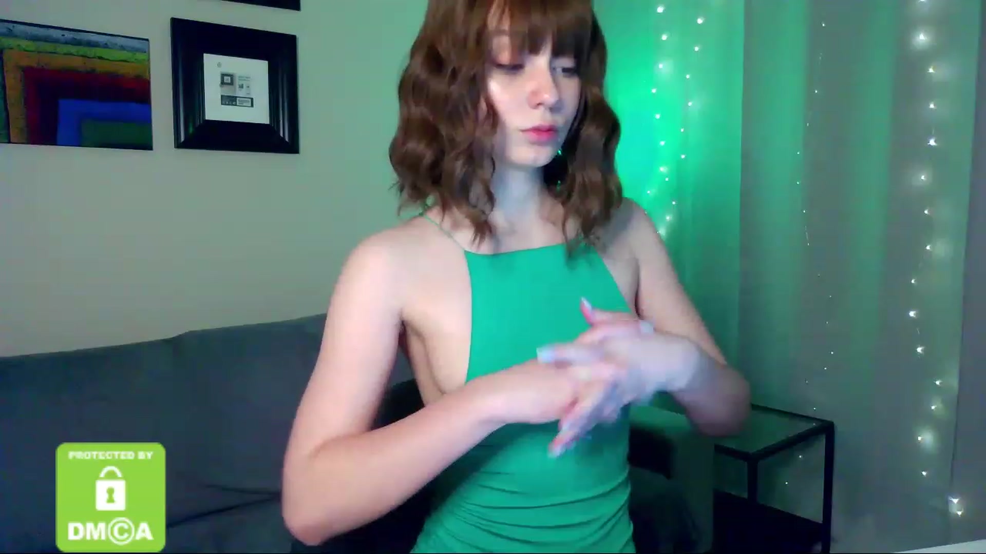 Gallery image thumbnail from HinataHot's myfreecams stream on, 04/14/2023, 17:25 image 15 of 20