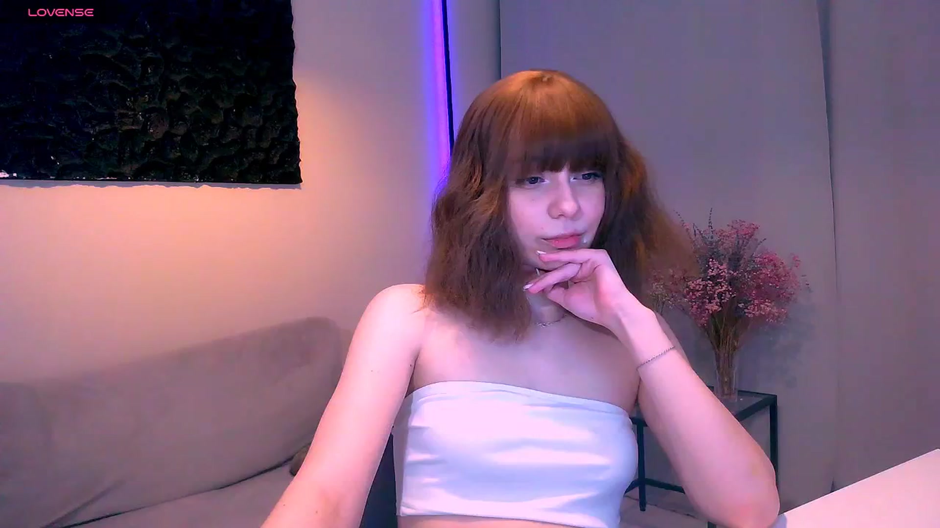Gallery image thumbnail from HinataHot's myfreecams stream on, 04/20/2026, 18:54 image 9 of 20