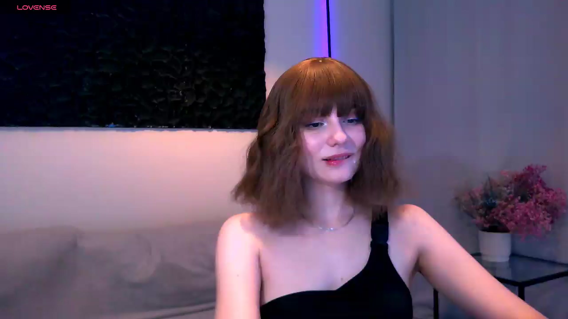 Gallery image thumbnail from HinataHot's myfreecams stream on, 07/27/2026, 16:31 image 16 of 20