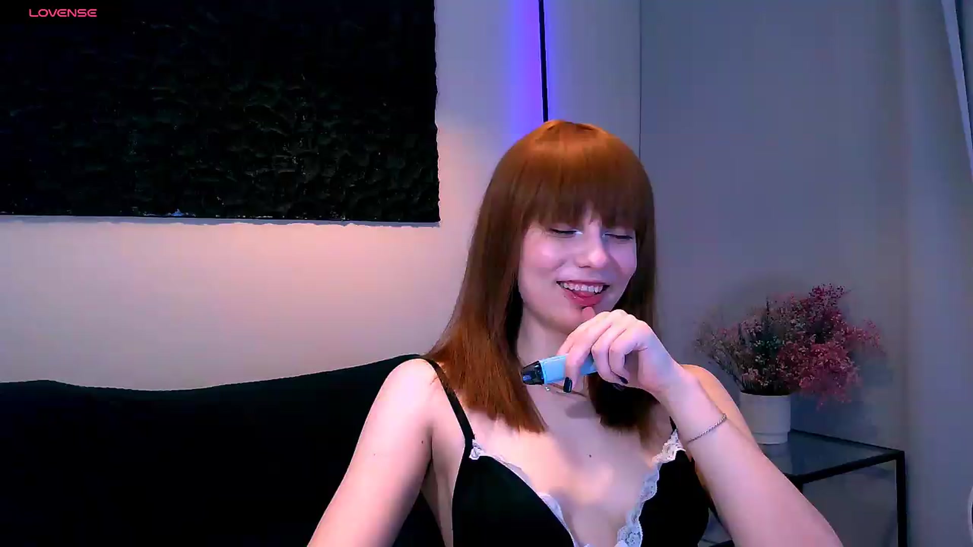 Gallery image thumbnail from HinataHot's myfreecams stream on, 08/11/2026, 17:20 image 8 of 20