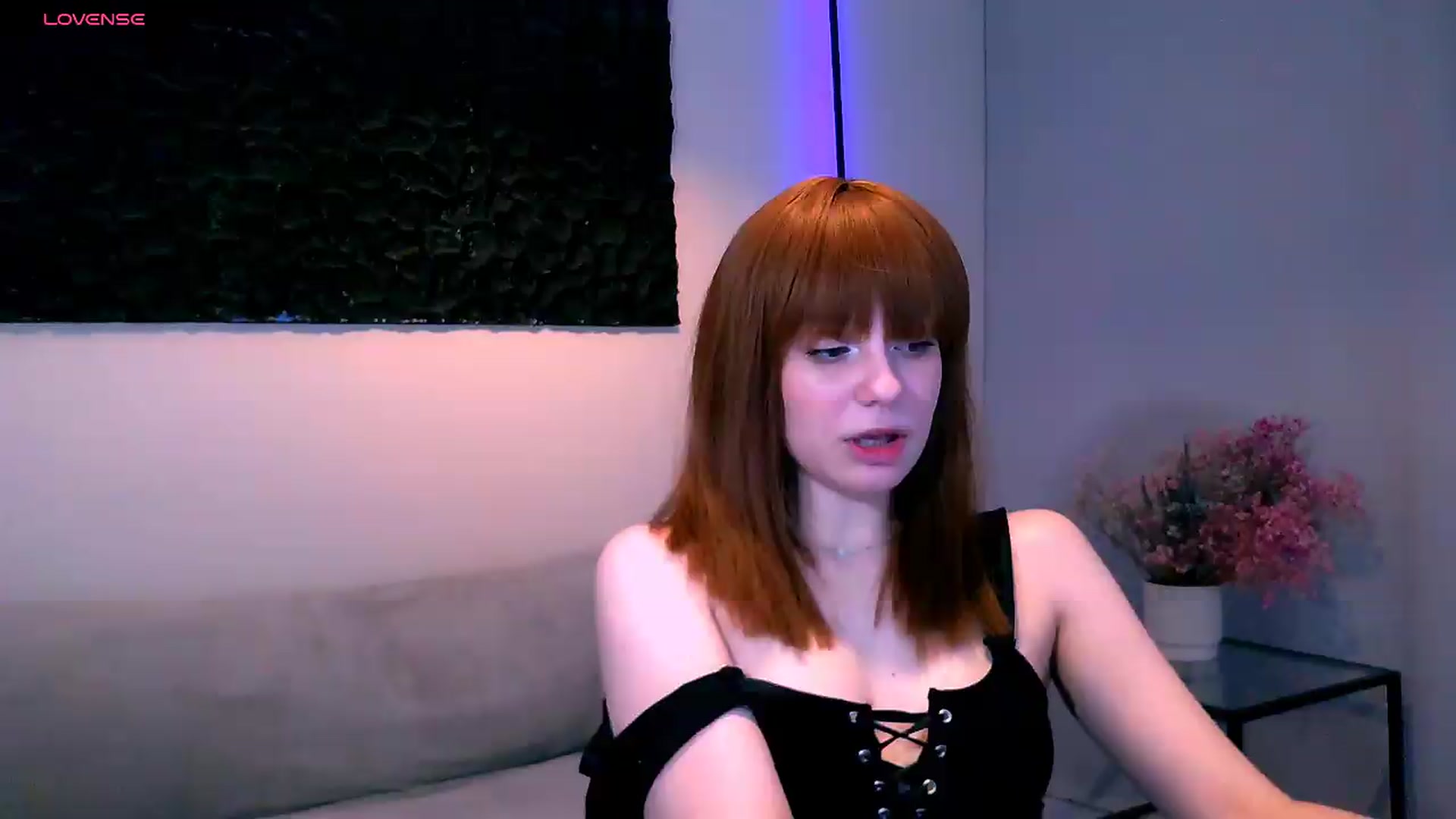 Gallery image thumbnail from HinataHot's myfreecams stream on, 08/12/2026, 18:01 image 6 of 20