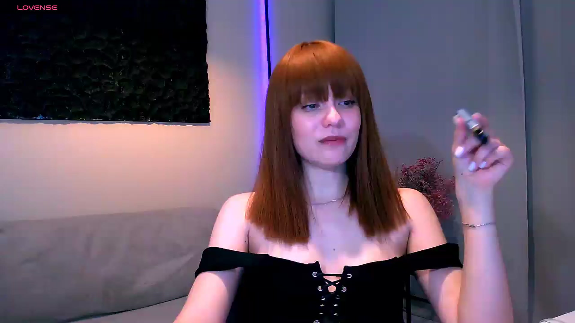 Gallery image thumbnail from HinataHot's myfreecams stream on, 09/18/2026, 17:42 image 11 of 20