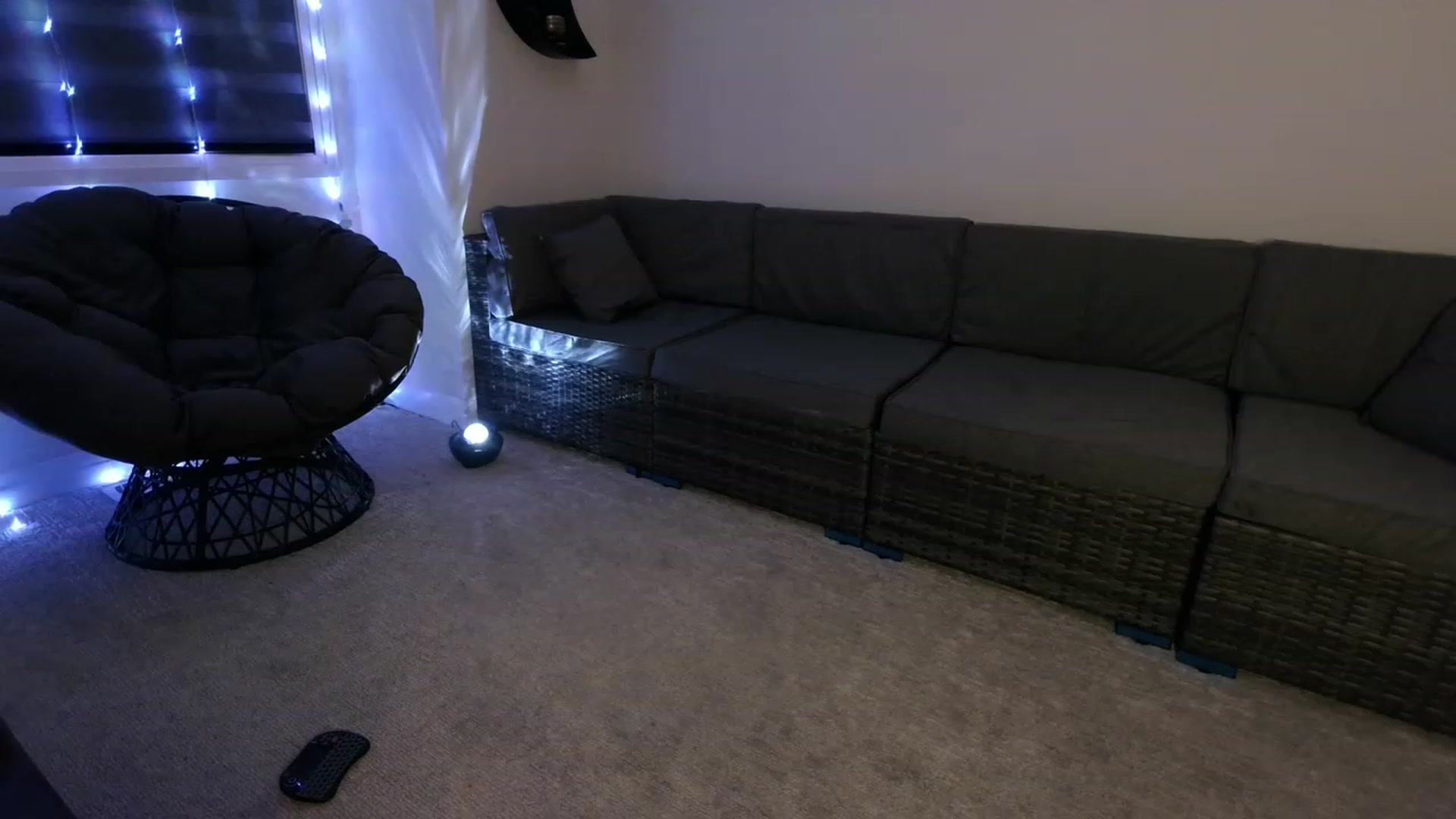 Gallery image thumbnail from HippyBabee's myfreecams stream on, 11/15/2022, 04:00 image 12 of 20