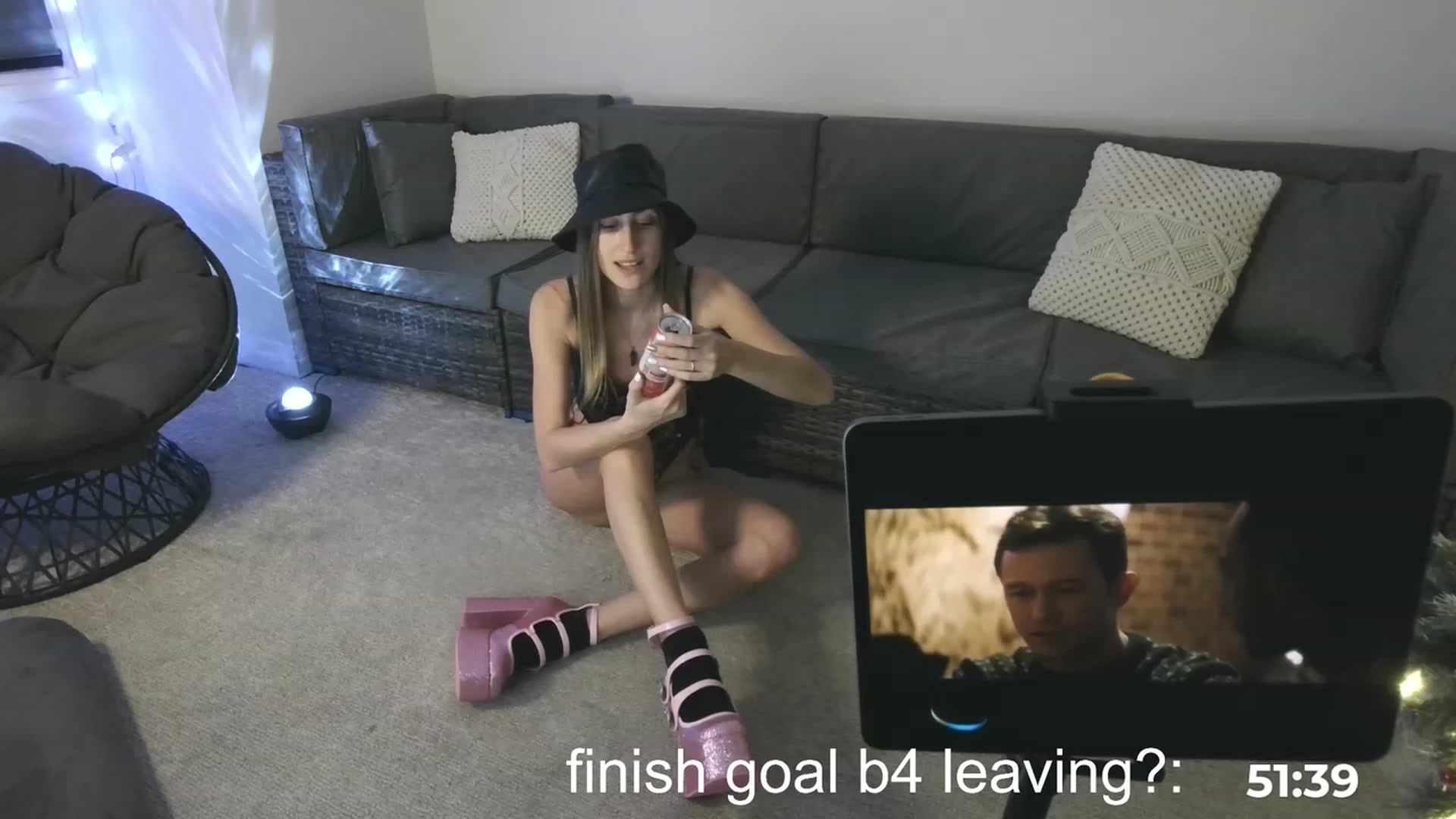 Gallery image thumbnail from HippyBabee's myfreecams stream on, 12/31/2022, 03:05 image 4 of 20