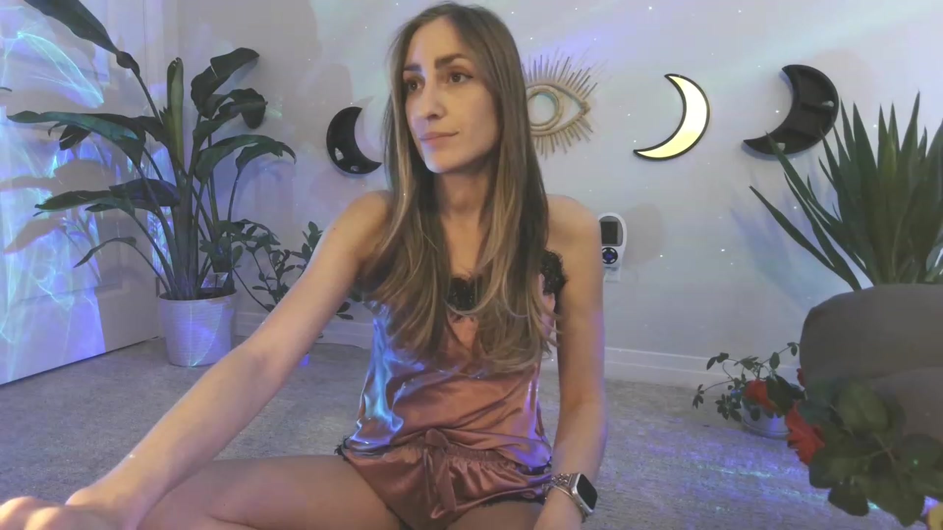 Gallery image thumbnail from HippyBabee's myfreecams stream on, 02/01/2023, 02:09 image 7 of 20