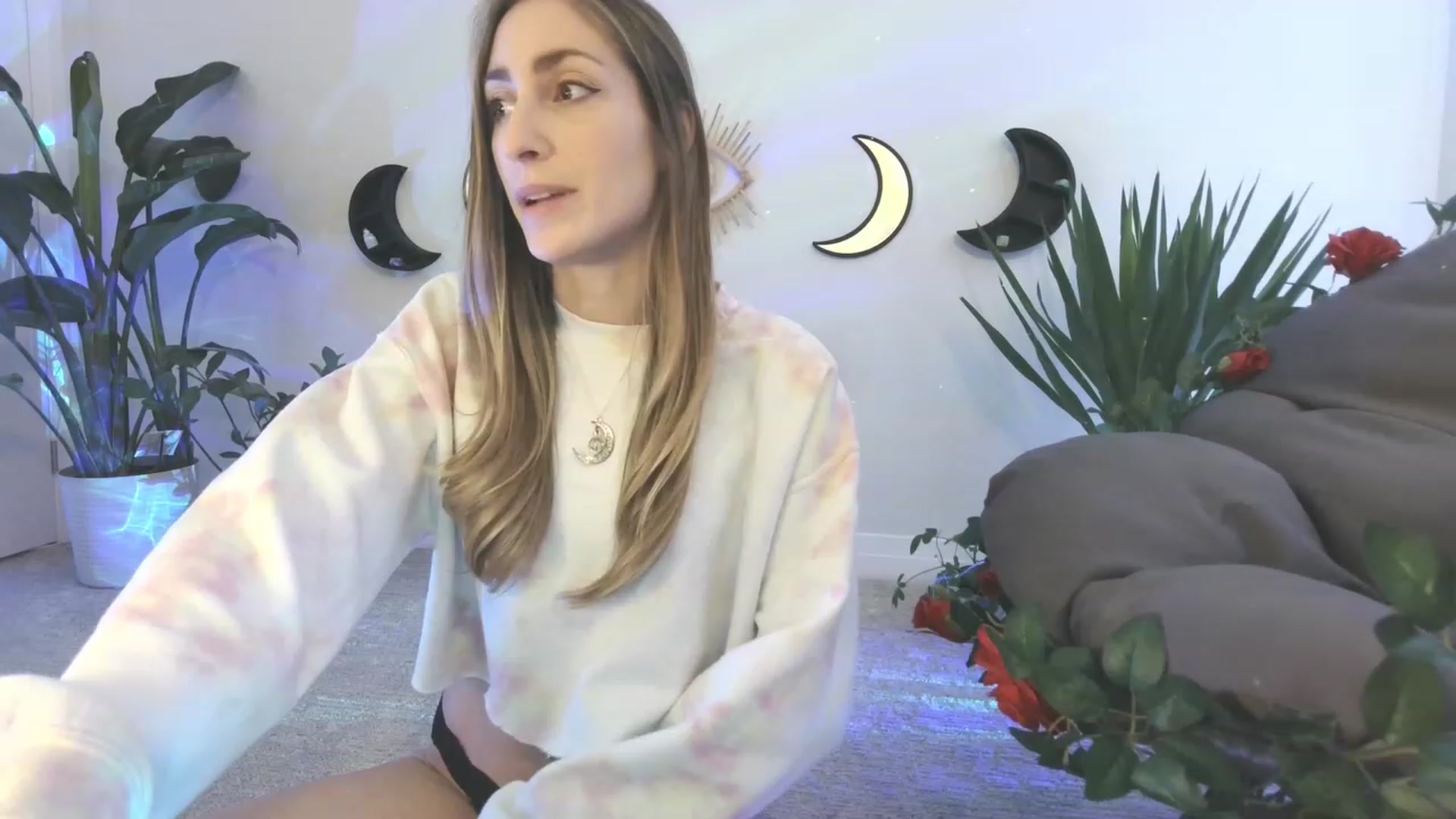 Gallery image thumbnail from HippyBabee's myfreecams stream on, 02/03/2023, 21:29 image 20 of 20