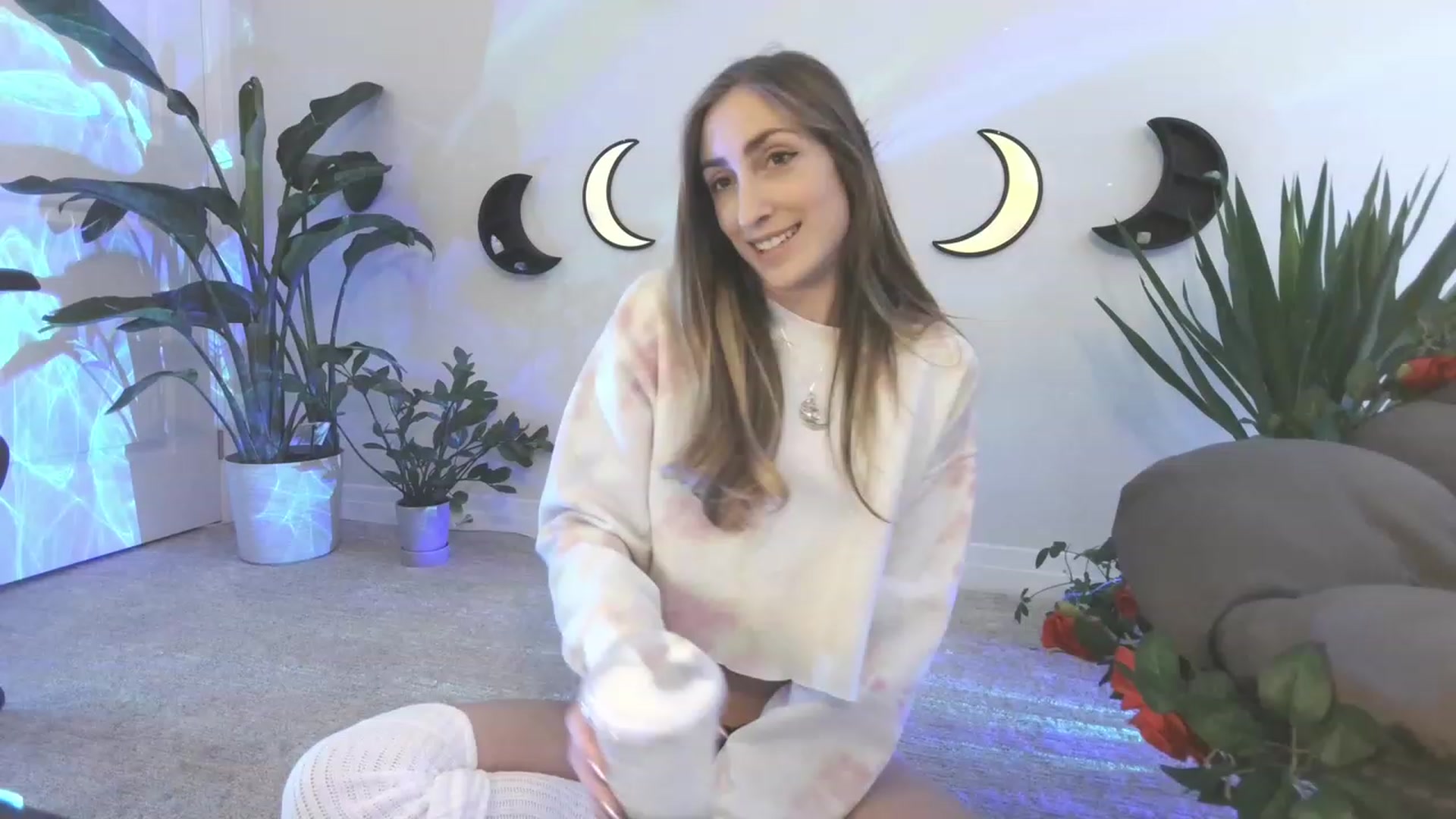 Gallery image thumbnail from HippyBabee's myfreecams stream on, 02/03/2023, 21:29 image 11 of 20