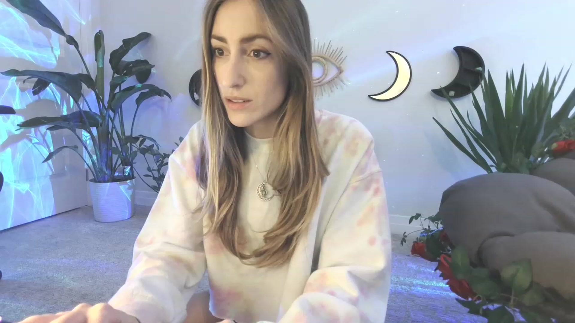 Gallery image thumbnail from HippyBabee's myfreecams stream on, 02/03/2023, 21:29 image 5 of 20