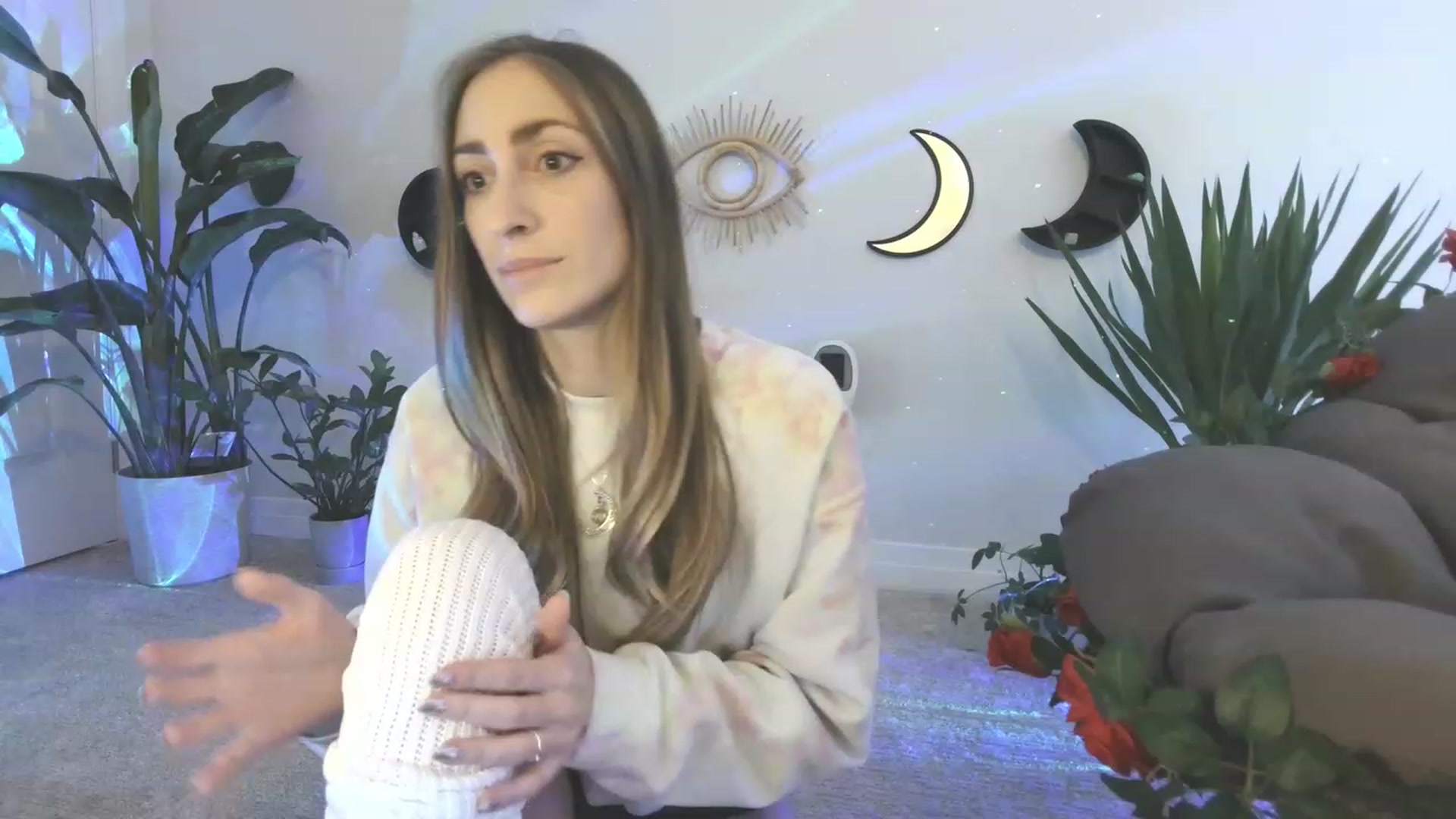 Gallery image thumbnail from HippyBabee's myfreecams stream on, 02/03/2023, 21:29 image 18 of 20
