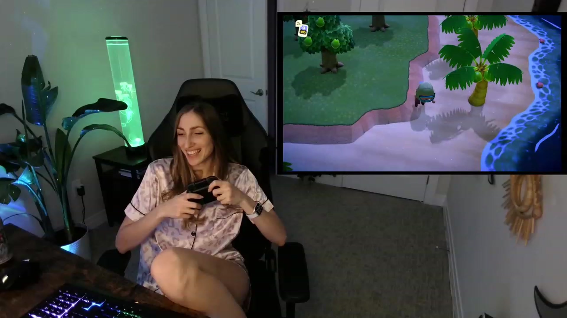 Gallery image thumbnail from HippyBabee's myfreecams stream on, 03/28/2023, 01:52 image 6 of 20