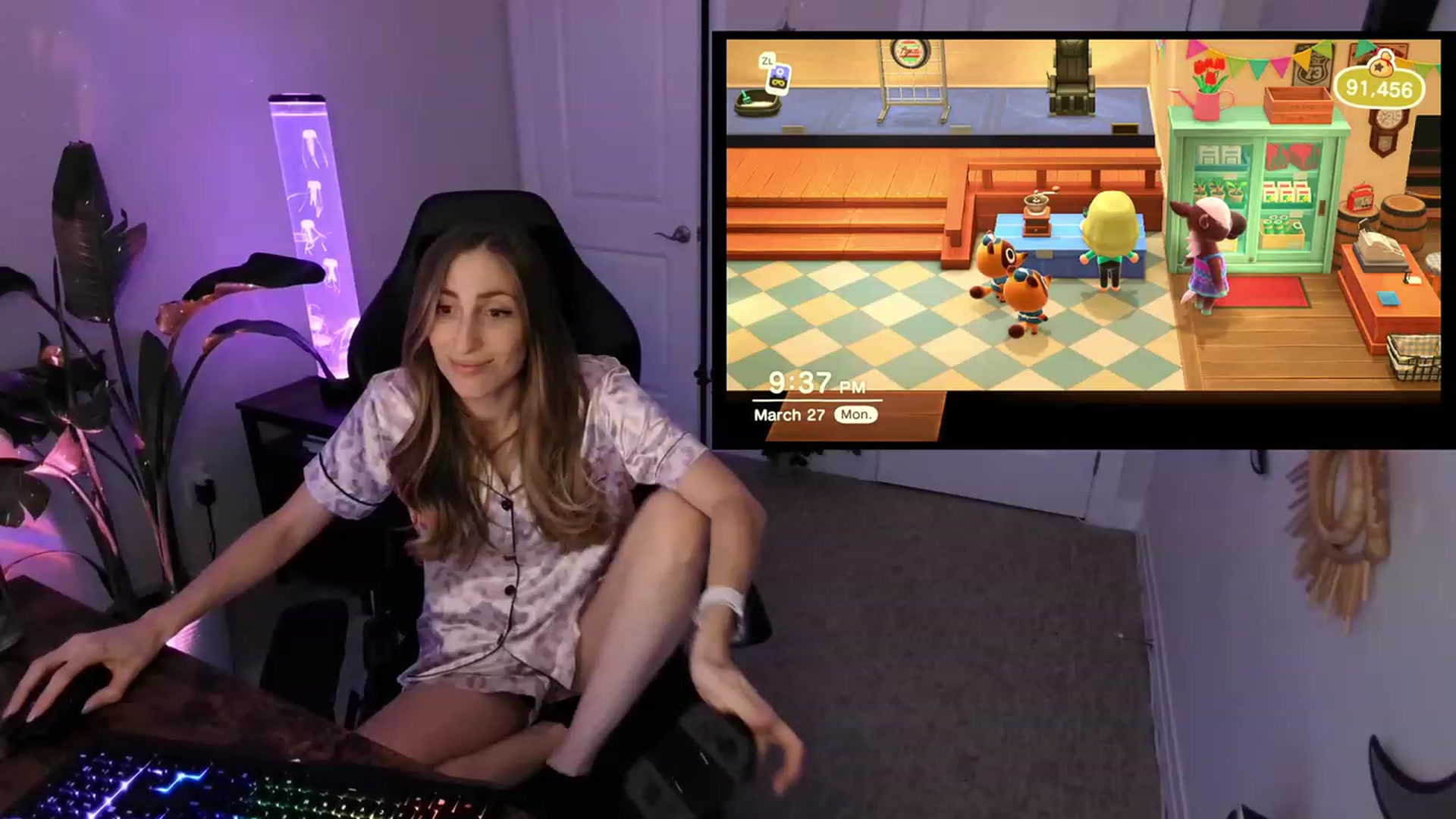 Gallery image thumbnail from HippyBabee's myfreecams stream on, 03/28/2023, 01:52 image 14 of 20