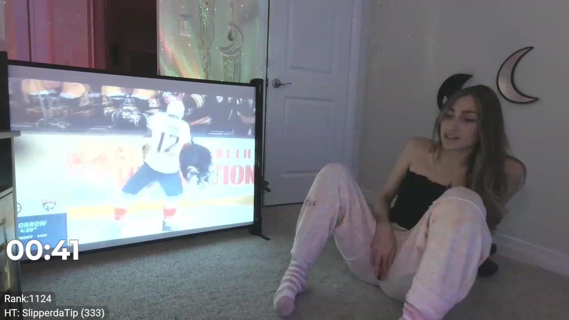 Gallery image thumbnail from HippyBabee's myfreecams stream on, 04/21/2023, 24:55 image 16 of 20