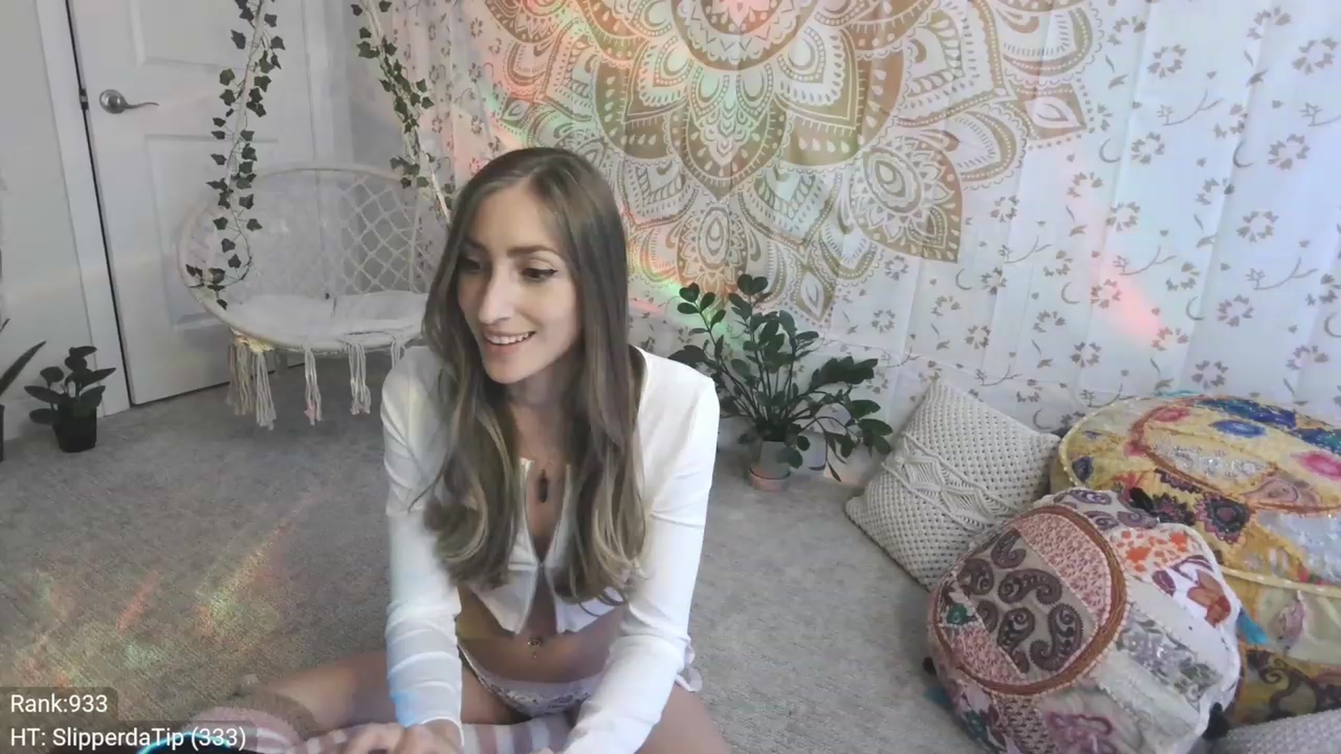 Gallery image thumbnail from HippyBabee's myfreecams stream on, 05/09/2023, 01:11 image 9 of 20