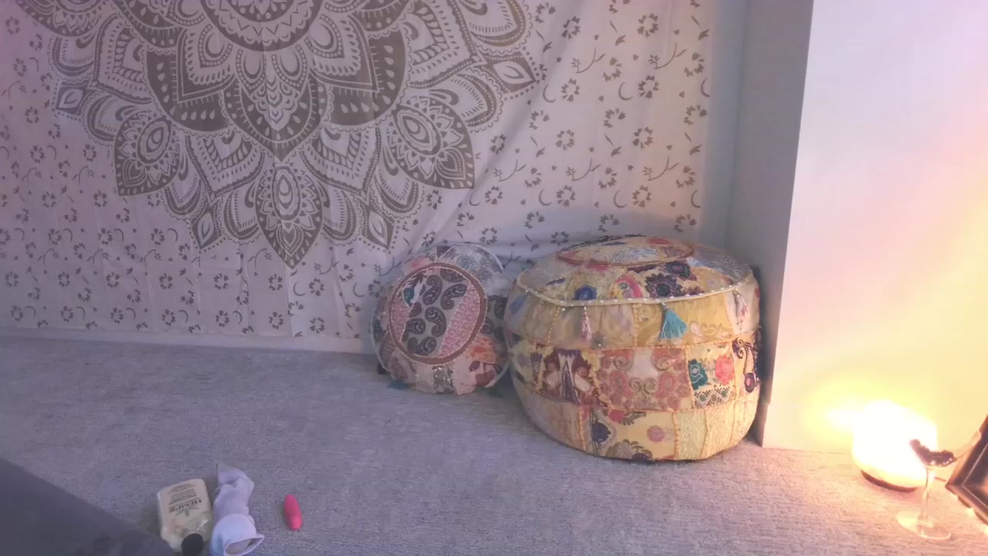 Gallery image thumbnail from HippyBabee's myfreecams stream on, 08/18/2023, 23:39 image 11 of 20