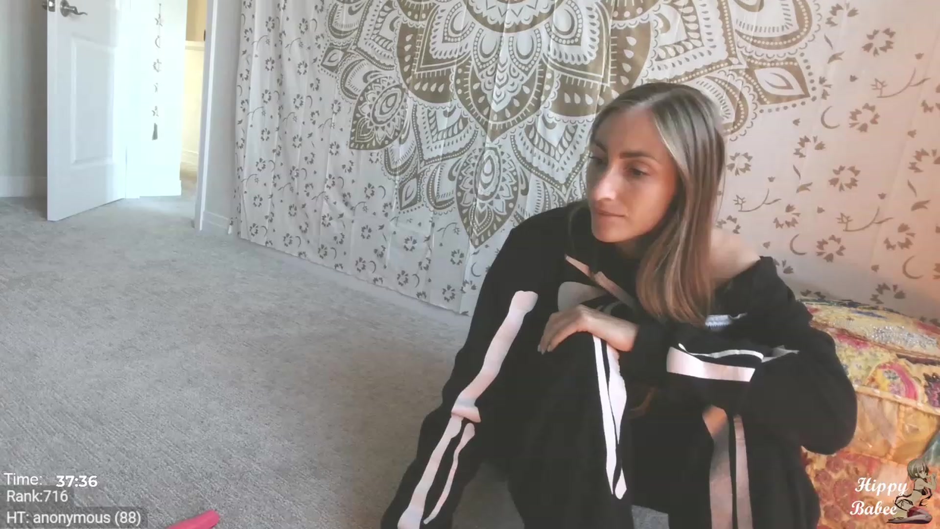 Gallery image thumbnail from HippyBabee's myfreecams stream on, 08/23/2023, 24:26 image 6 of 20