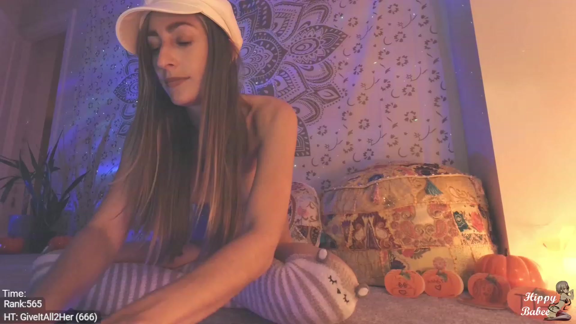 Gallery image thumbnail from HippyBabee's myfreecams stream on, 10/04/2023, 01:54 image 6 of 20