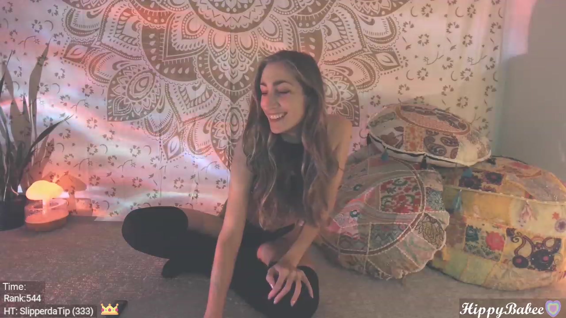 Gallery image thumbnail from HippyBabee's myfreecams stream on, 11/15/2023, 24:28 image 2 of 20