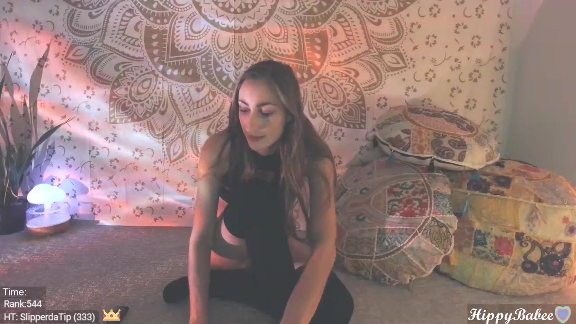 Gallery image thumbnail from HippyBabee's myfreecams stream on, 11/15/2023, 24:28 image 9 of 20
