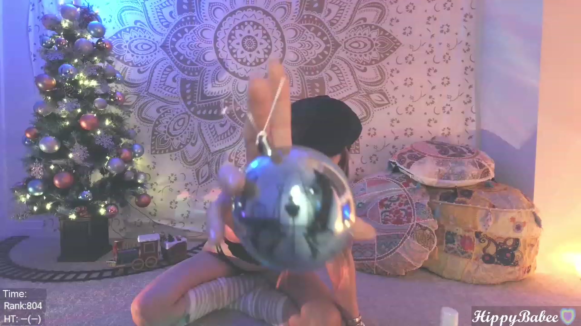 Gallery image thumbnail from HippyBabee's myfreecams stream on, 11/22/2023, 01:22 image 10 of 20