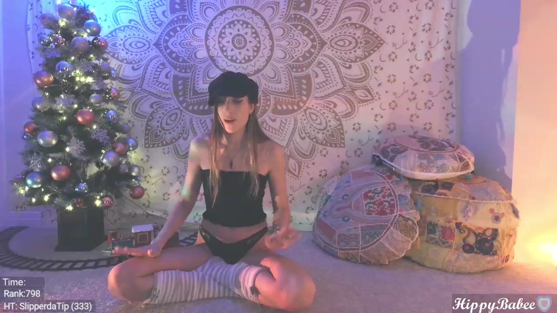Gallery image thumbnail from HippyBabee's myfreecams stream on, 11/22/2023, 01:22 image 19 of 20