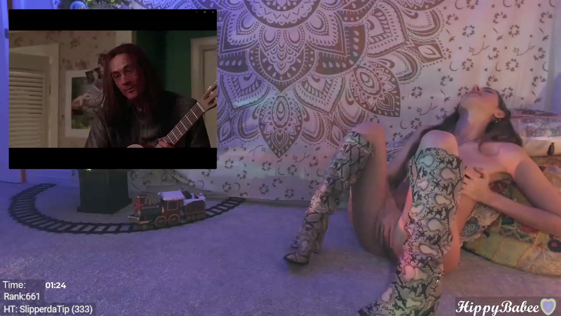Gallery image thumbnail from HippyBabee's myfreecams stream on, 12/11/2023, 01:01 image 15 of 20