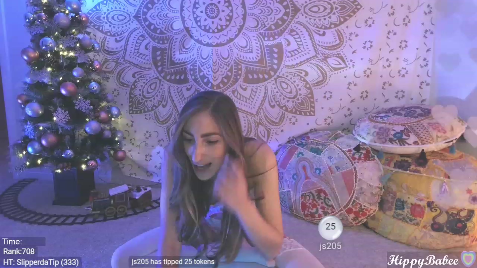 Gallery image thumbnail from HippyBabee's myfreecams stream on, 12/28/2023, 24:36 image 13 of 20