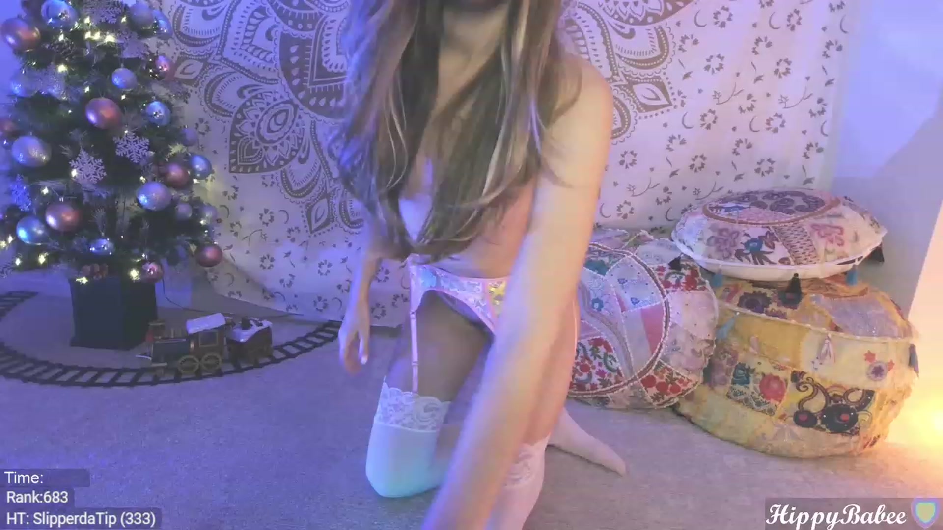 Gallery image thumbnail from HippyBabee's myfreecams stream on, 12/28/2023, 02:29 image 8 of 20