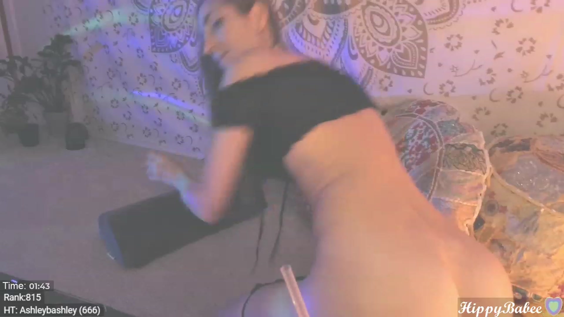 Gallery image thumbnail from HippyBabee's myfreecams stream on, 02/26/2024, 01:09 image 8 of 20