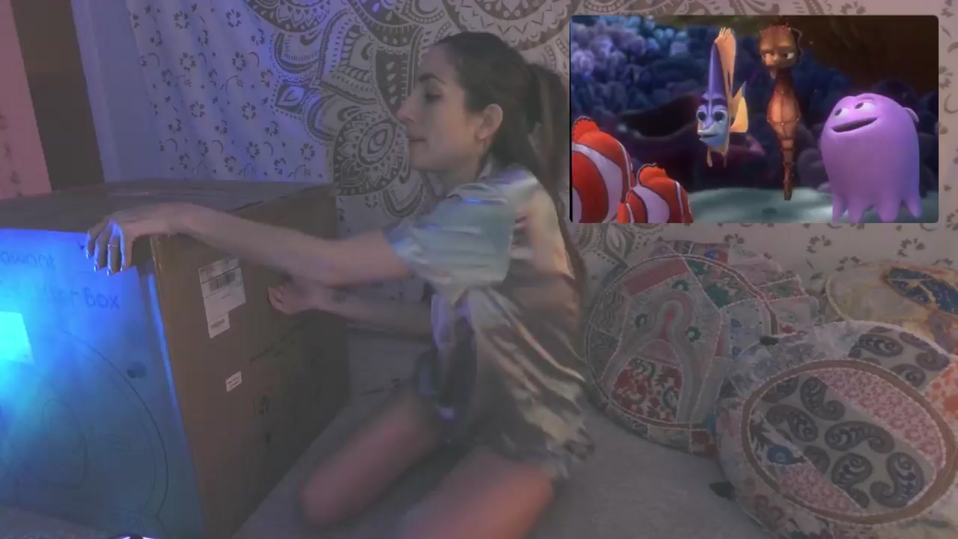 Gallery image thumbnail from HippyBabee's myfreecams stream on, 04/03/2024, 24:45 image 3 of 20