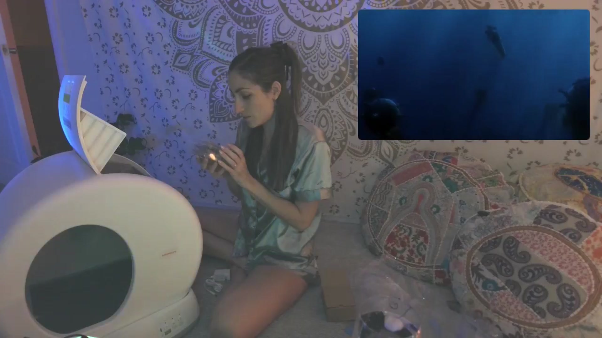 Gallery image thumbnail from HippyBabee's myfreecams stream on, 04/03/2024, 24:45 image 13 of 20