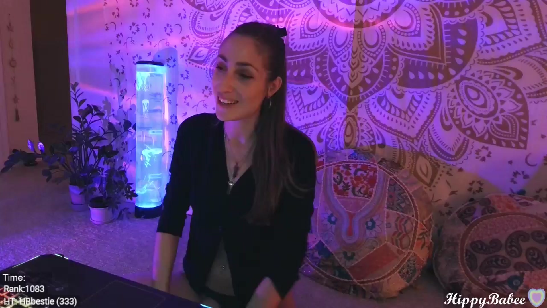 Gallery image thumbnail from HippyBabee's myfreecams stream on, 04/15/2024, 02:03 image 3 of 20