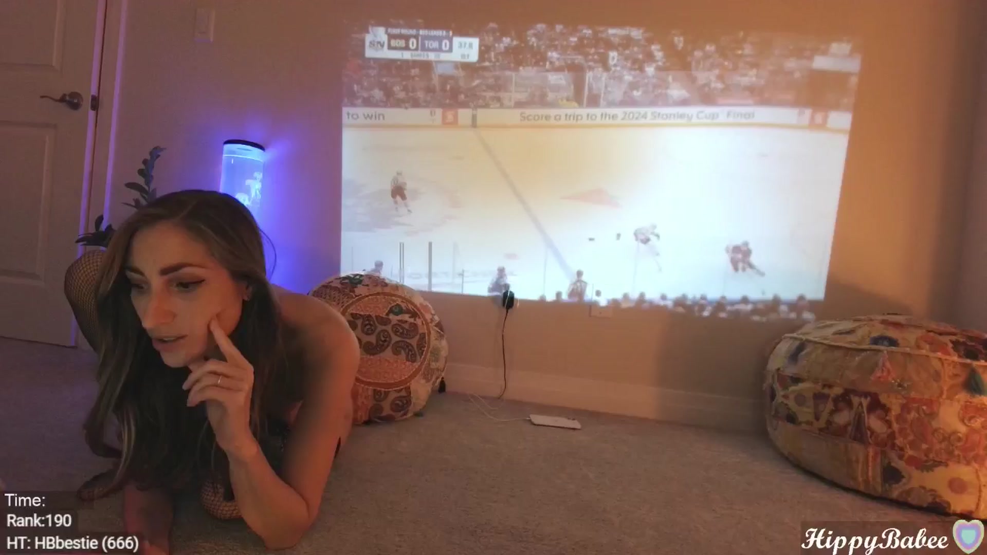 Gallery image thumbnail from HippyBabee's myfreecams stream on, 05/03/2024, 01:41 image 10 of 20