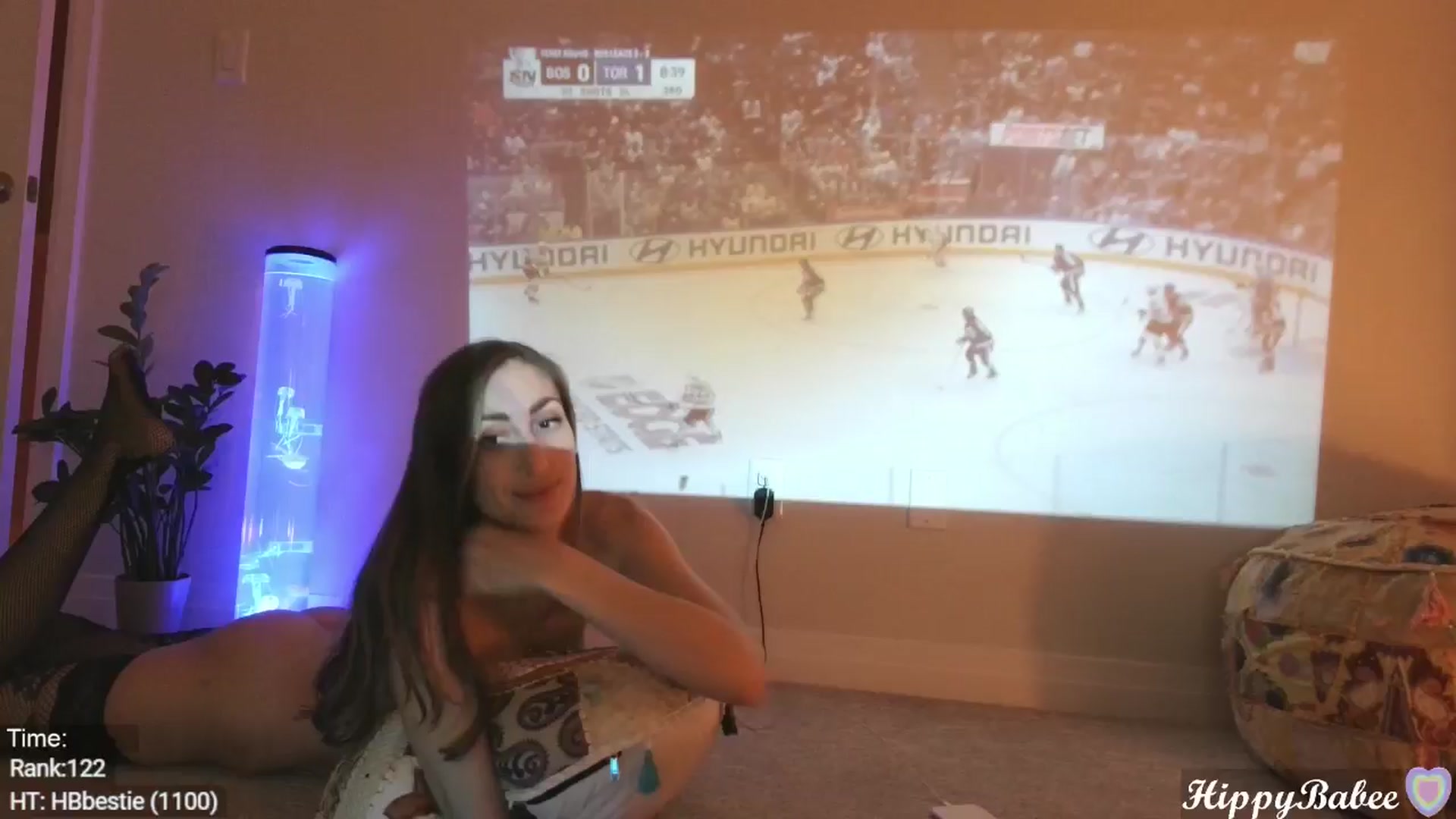 Gallery image thumbnail from HippyBabee's myfreecams stream on, 05/03/2024, 02:48 image 14 of 20
