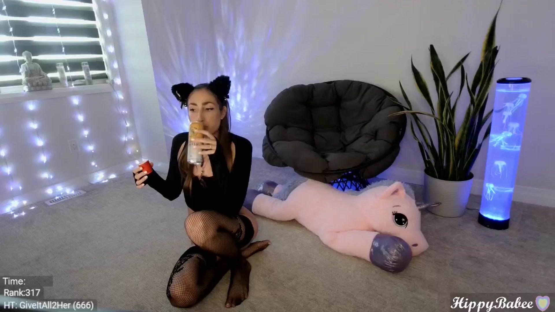 Gallery image thumbnail from HippyBabee's myfreecams stream on, 08/07/2024, 23:07 image 18 of 20