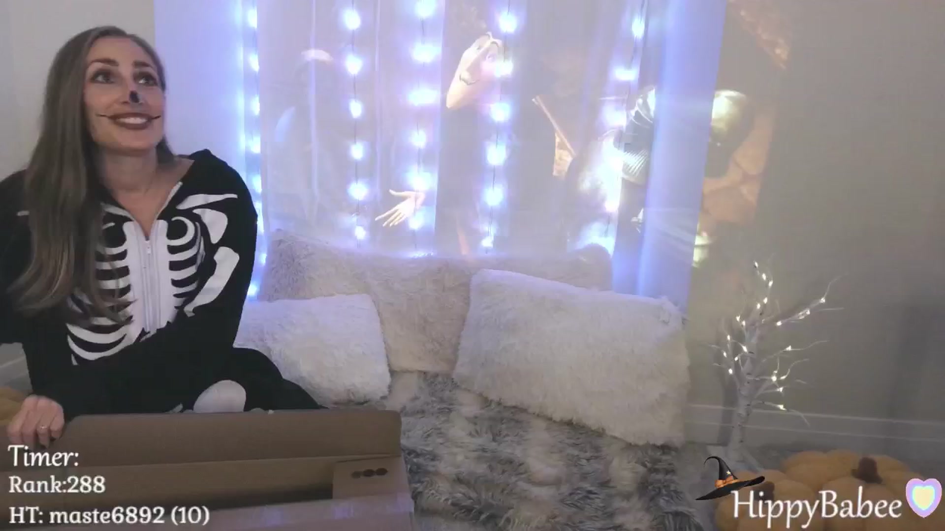 Gallery image thumbnail from HippyBabee's myfreecams stream on, 10/10/2024, 24:00 image 8 of 20