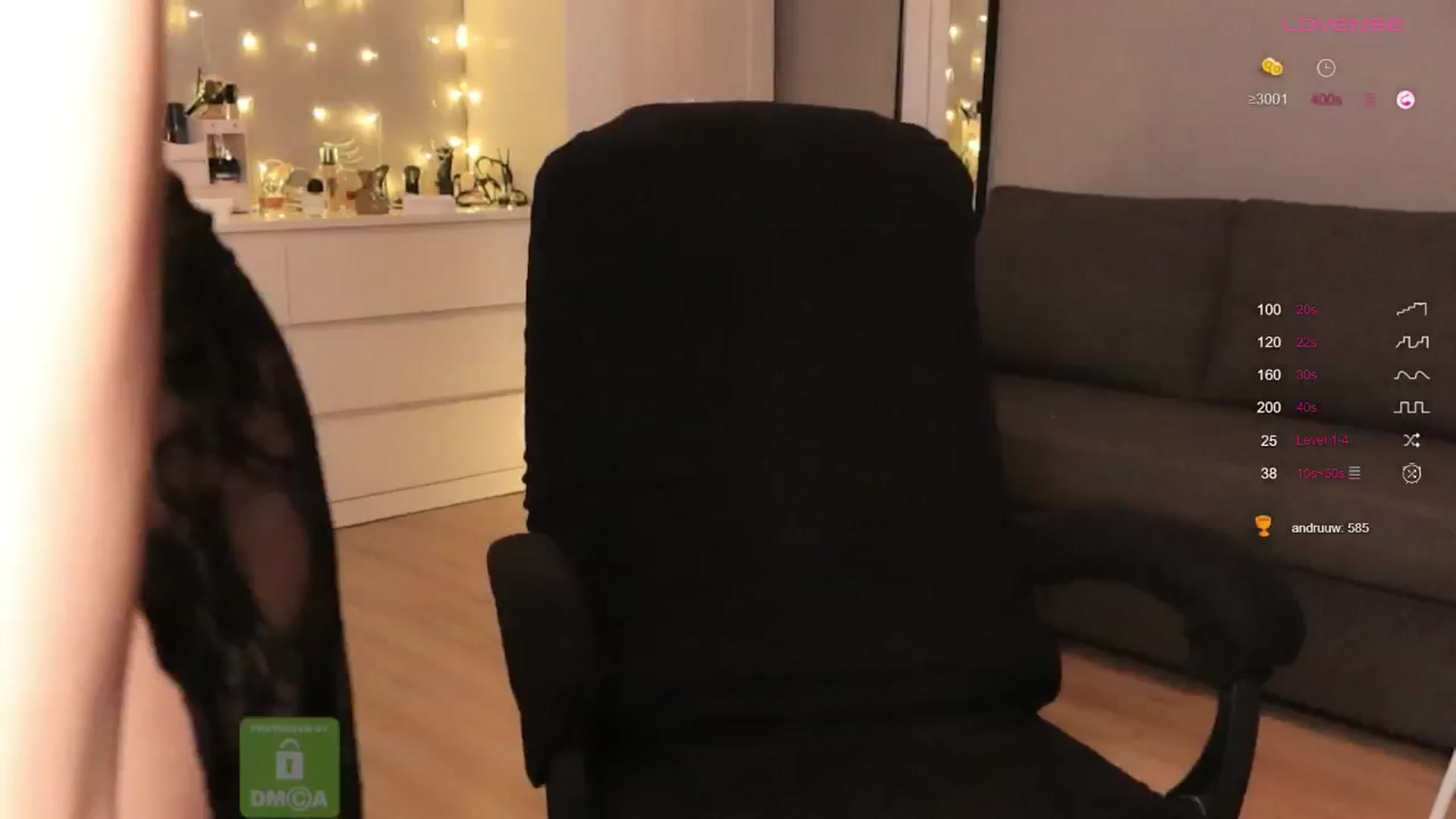 Gallery image thumbnail from Hit_Girl_'s myfreecams stream on, 10/16/2024, 18:37 image 19 of 20