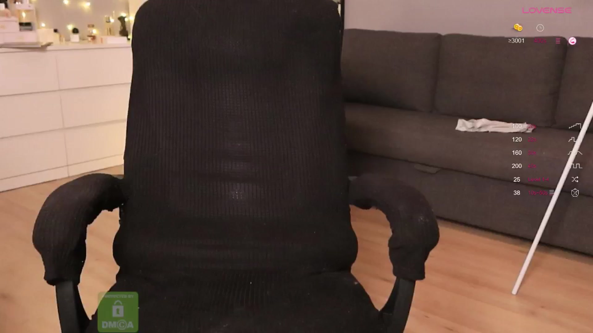 Gallery image thumbnail from Hit_Girl_'s myfreecams stream on, 12/10/2024, 19:12 image 7 of 20