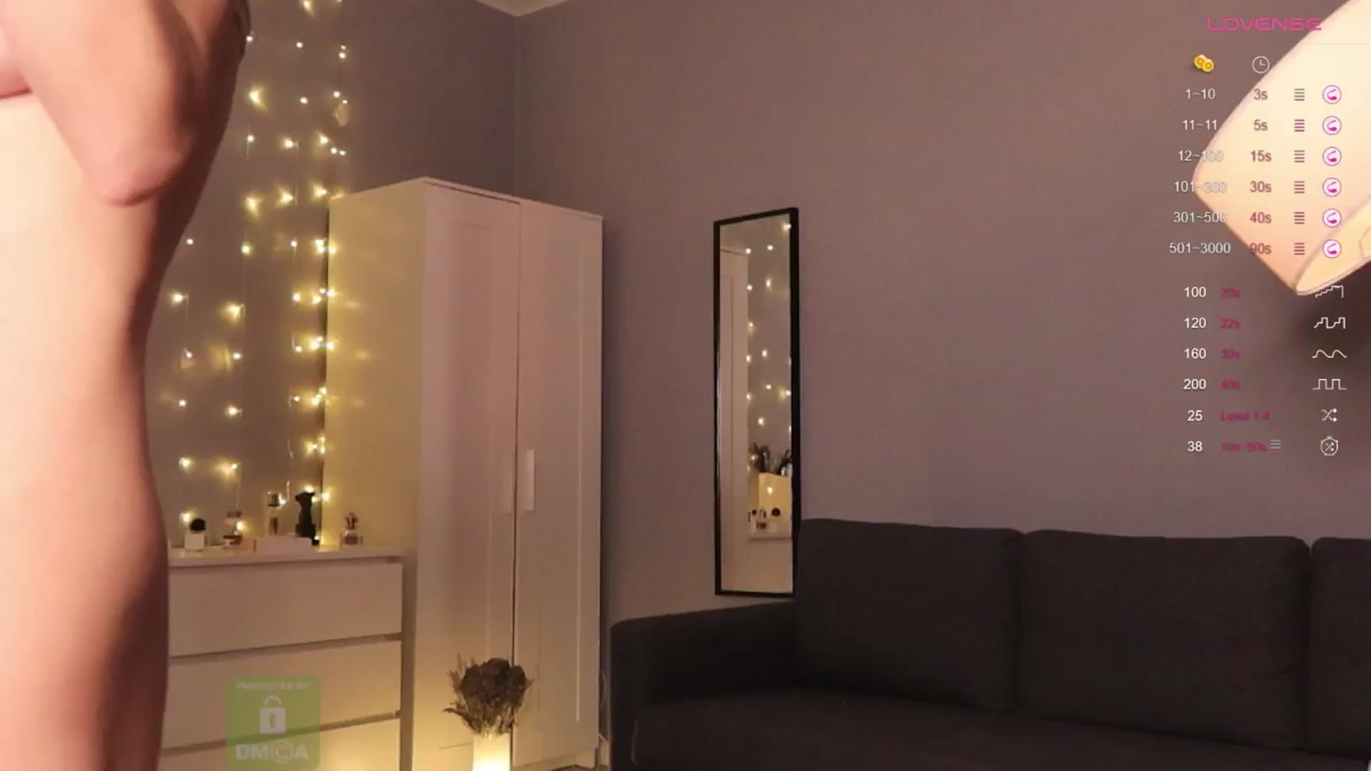 Gallery image thumbnail from Hit_Girl_'s myfreecams stream on, 12/10/2024, 19:12 image 14 of 20