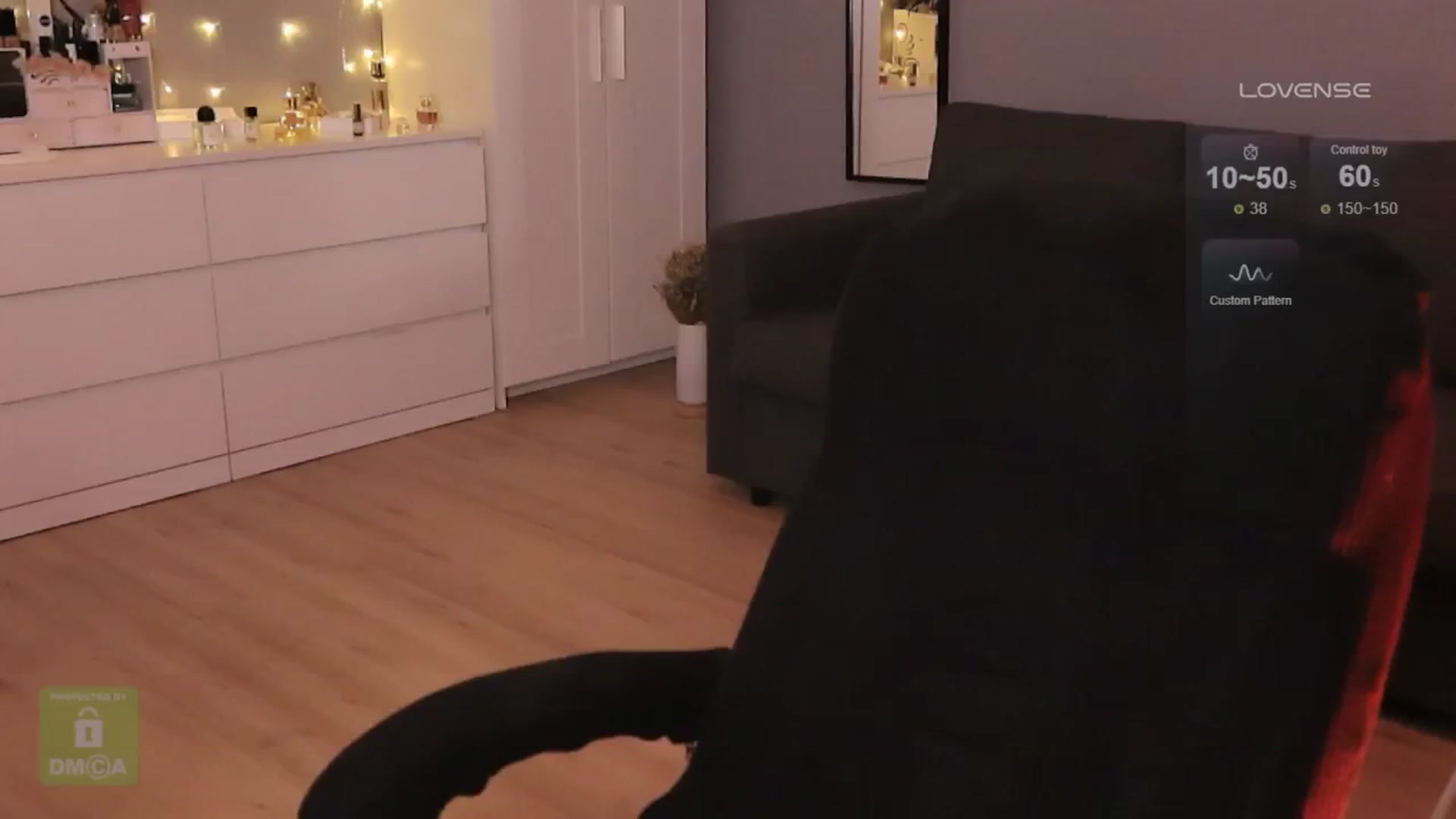 Gallery image thumbnail from Hit_Girl_'s myfreecams stream on, 01/31/2025, 19:03 image 14 of 20