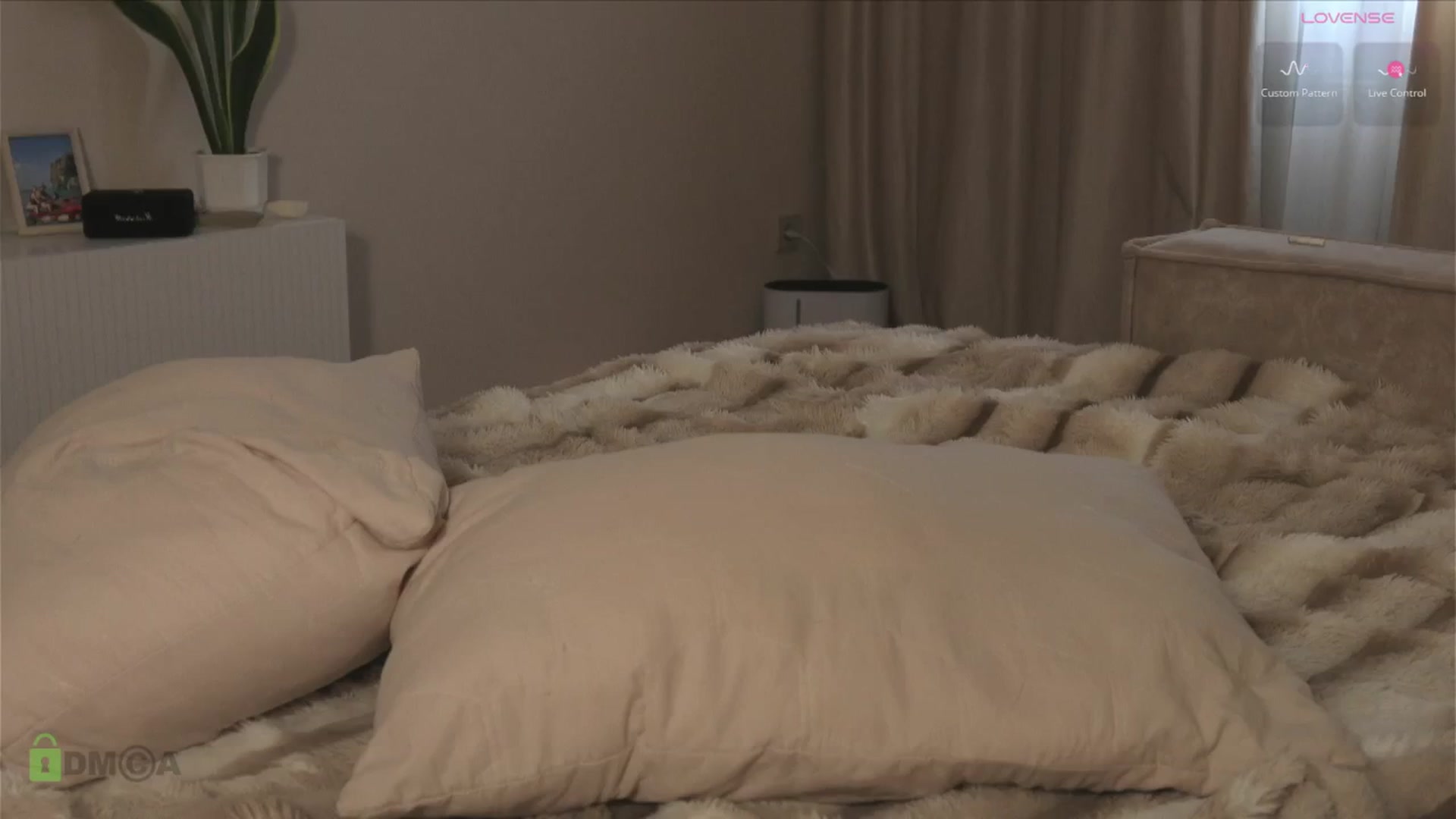 Gallery image thumbnail from Hit_Girl_'s myfreecams stream on, 04/24/2026, 15:25 image 6 of 20